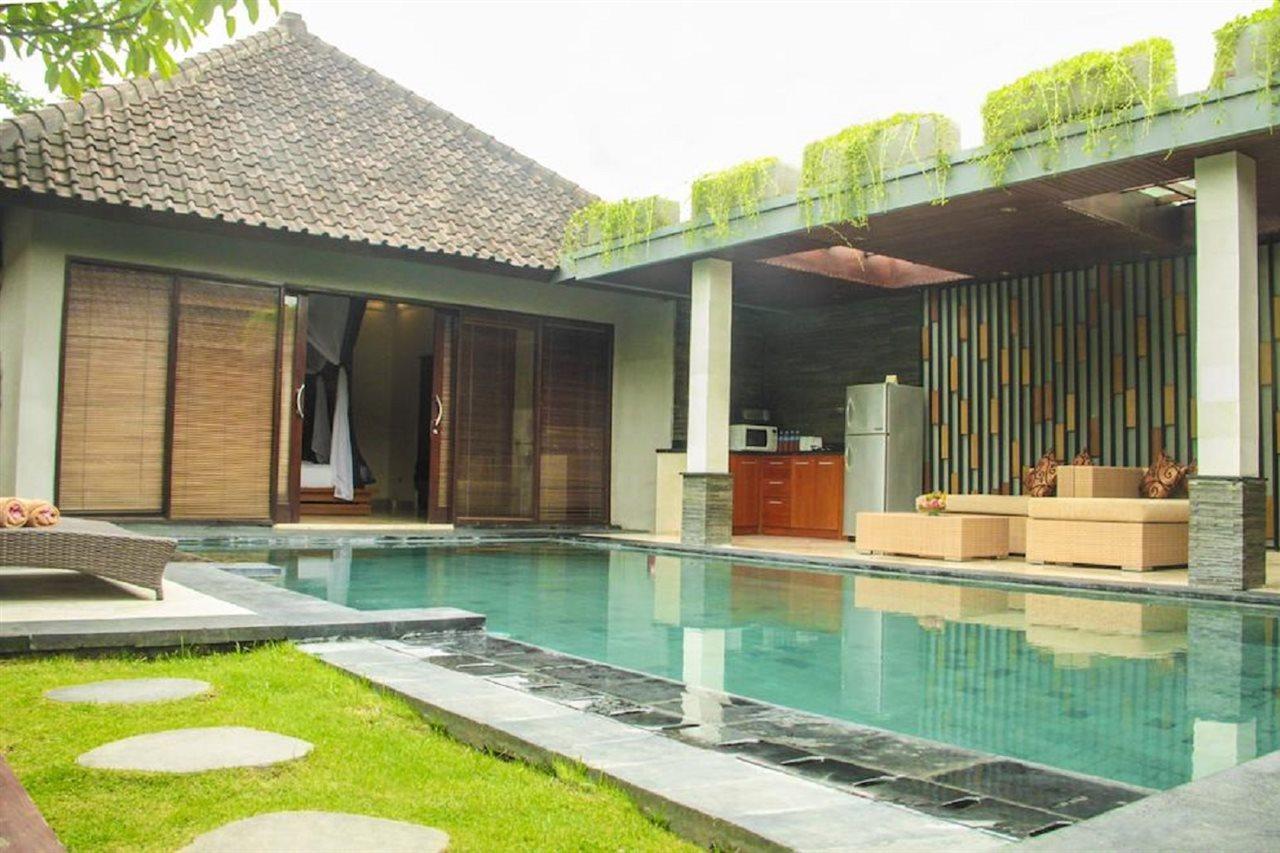 Kunti Villas Seminyak  Exterior photo