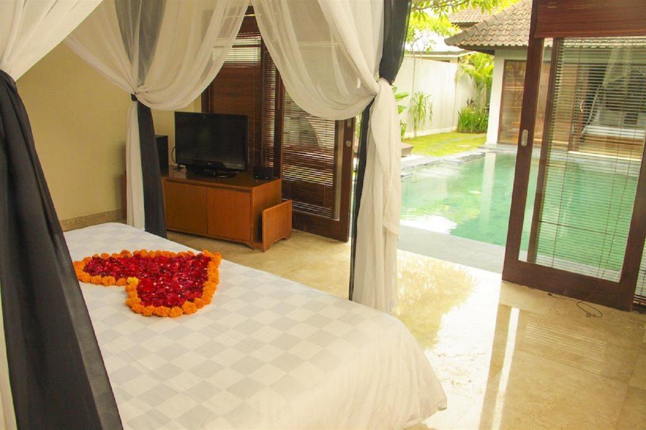 Kunti Villas Seminyak  Exterior photo