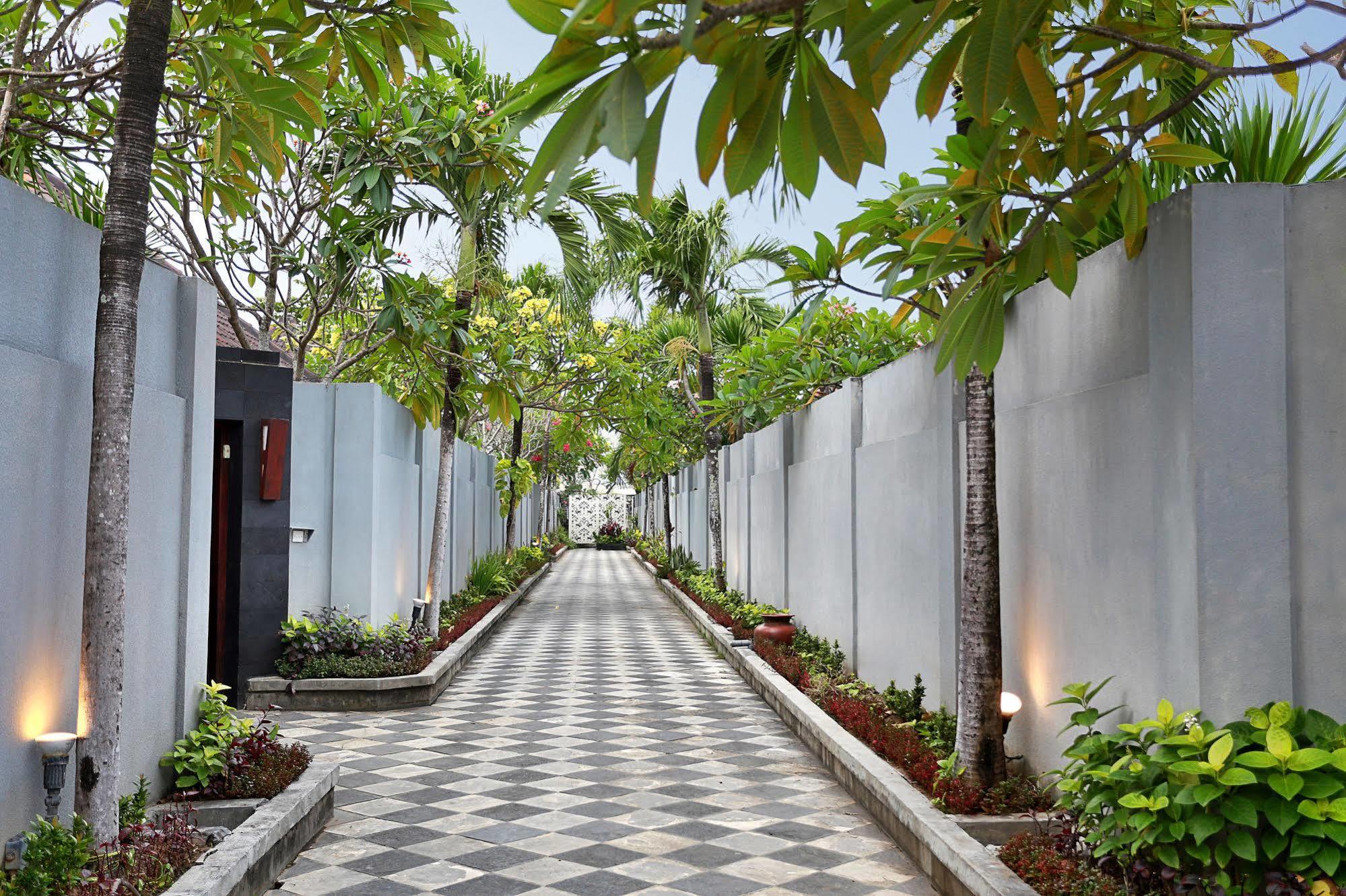 Kunti Villas Seminyak  Exterior photo