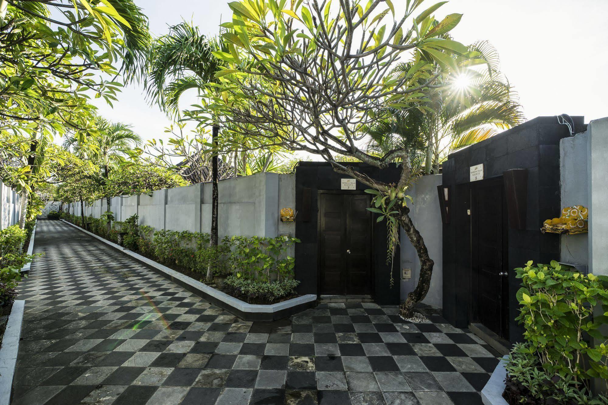 Kunti Villas Seminyak  Exterior photo